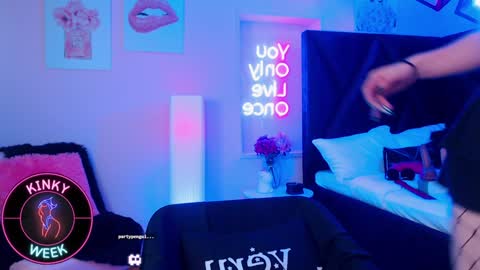 Snapshot of kato_klum chatting on 01/17/25, 01:46 KATO online show from 01/17/25, 01:46