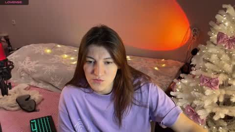   naked in pvt show 100 tk online show from 12/17/24, 01:05