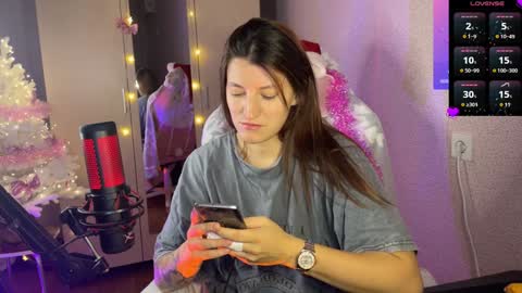   naked in pvt show 100 tk online show from 12/26/24, 06:43