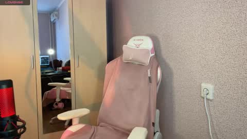  naked in pvt show 100 tk online show from 01/18/25, 12:36