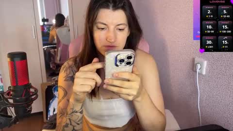   naked in pvt show 100 tk online show from 03/03/25, 09:44