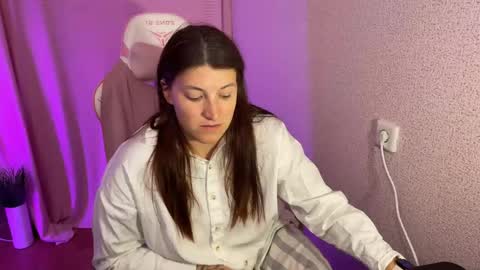   naked in pvt show 100 tk online show from 10/14/25, 06:31