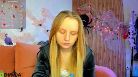 Katrina Bail online show from 10/22/25, 01:06