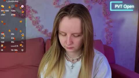 Katrina Bail online show from 11/25/25, 01:27