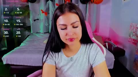 Snapshot of katrinablaze chatting on 10/25/25, 08:11 Katrina online show from 10/25/25, 08:11