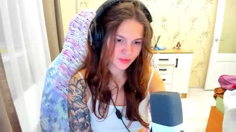 Snapshot of katrinasoul chatting on 10/19/25, 02:50 Katty online show from 10/19/25, 02:50