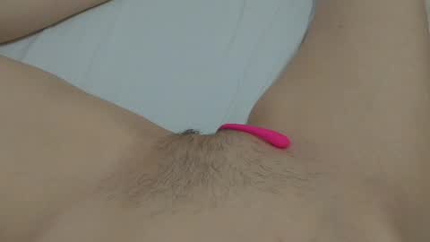 Snapshot of katrinna_arinna chatting on 01/11/25, 11:24 katrina dont forget to give me thumbs up online show from 01/11/25, 11:24