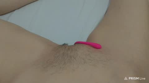 Snapshot of katrinna_arinna chatting on 01/13/25, 03:12 katrina dont forget to give me thumbs up online show from 01/13/25, 03:12