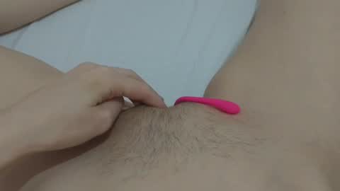 Snapshot of katrinna_arinna chatting on 01/13/25, 07:53 katrina dont forget to give me thumbs up online show from 01/13/25, 07:53