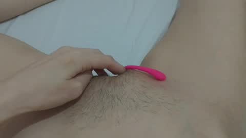 Snapshot of katrinna_arinna chatting on 01/17/25, 12:20 katrina dont forget to give me thumbs up online show from 01/17/25, 12:20