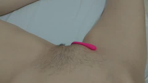 Snapshot of katrinna_arinna chatting on 01/18/25, 10:17 katrina dont forget to give me thumbs up online show from 01/18/25, 10:17