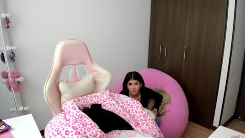 Katrin  online show from 12/04/24, 03:21