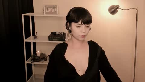 Snapshot of katsurotaro chatting on 10/16/25, 09:05 katsuro online show from 10/16/25, 09:05