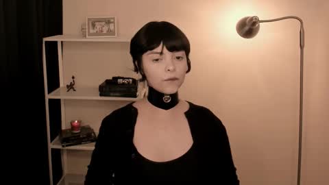 Snapshot of katsurotaro chatting on 10/30/25, 08:31 katsuro online show from 10/30/25, 08:31