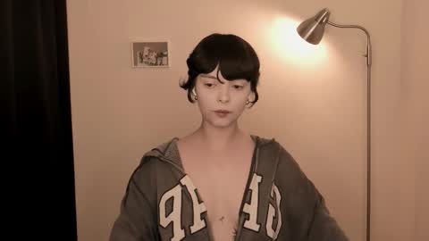 Snapshot of katsurotaro chatting on 11/12/25, 09:36 katsuro online show from 11/12/25, 09:36