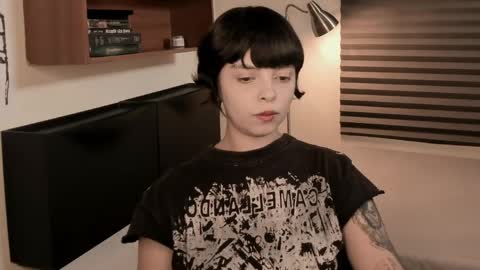 katsuro online show from 04/08/26, 08:09
