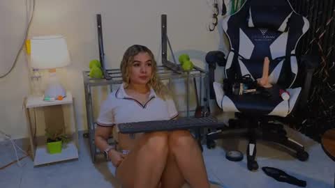Katt  online show from 06/21/26, 04:48
