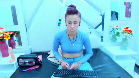 kattalella luck online show from 11/07/25, 04:23