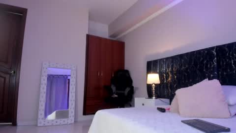 Snapshot of katte_landerr chatting on 02/10/26, 01:37 Katte online show from 02/10/26, 01:37