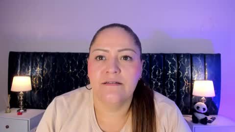 Snapshot of katte_landerr chatting on 02/20/26, 01:22 Katte online show from 02/20/26, 01:22