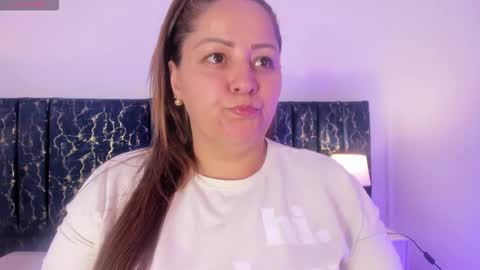 Snapshot of katte_landerr chatting on 03/02/26, 01:29 Katte online show from 03/02/26, 01:29
