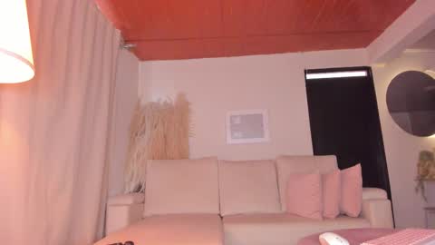 katte online show from 10/18/25, 01:56