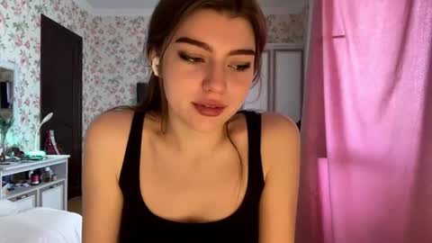Molly online show from 06/14/26, 07:10