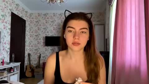 Molly online show from 07/13/26, 07:22