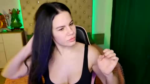 KattieSims online show from 01/01/25, 08:37