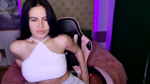 KattieSims online show from 01/25/25, 04:13