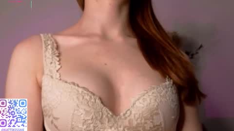 Snapshot of kattikiss chatting on 11/15/25, 08:49 I dont know whats gonna happen today but my name is Katty and lets start being friends online show from 11/15/25, 08:49