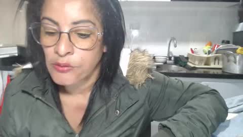 Snapshot of kattleyagray chatting on 09/09/25, 08:52 KattleyaGrey online show from 09/09/25, 08:52