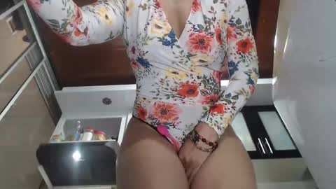 Snapshot of kattleyagray chatting on 09/12/25, 09:04 KattleyaGrey online show from 09/12/25, 09:04