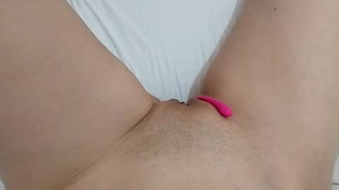 Snapshot of kattrinah_nikitta chatting on 09/19/25, 03:24 nikitta online show from 09/19/25, 03:24