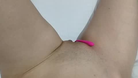 Snapshot of kattrinah_nikitta chatting on 09/20/25, 06:42 nikitta online show from 09/20/25, 06:42