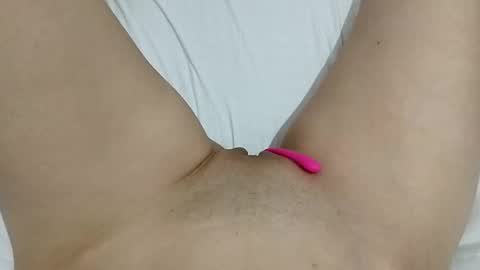 Snapshot of kattrinah_nikitta chatting on 09/22/25, 06:32 nikitta online show from 09/22/25, 06:32