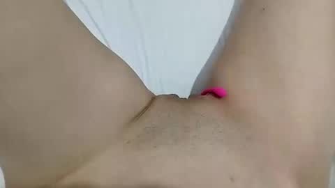 Snapshot of kattrinah_nikitta chatting on 09/24/25, 06:44 nikitta online show from 09/24/25, 06:44