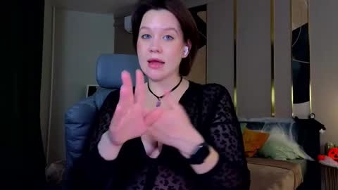 Goddess Katy            VACATION  online show from 10/26/25, 01:11