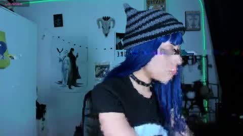 kattx   independent model online show from 04/27/26, 04:54