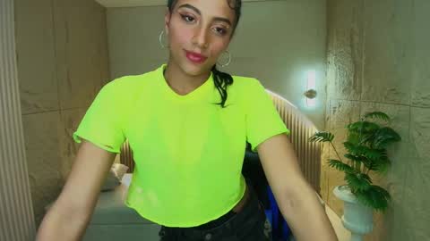 Snapshot of katty_berry_r chatting on 09/12/25, 08:31 Katty online show from 09/12/25, 08:31