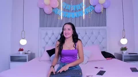 Snapshot of katty_cute19 chatting on 06/13/26, 04:10 katty_cute19 online show from 06/13/26, 04:10