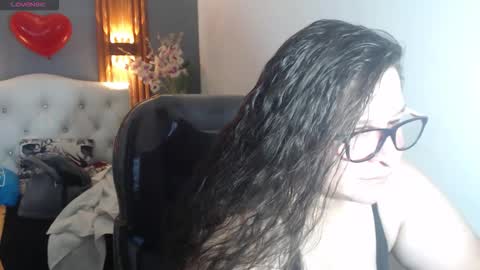 Snapshot of katty_findom_ chatting on 02/25/26, 09:19 katty online show from 02/25/26, 09:19