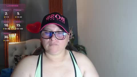 Snapshot of katty_findom_ chatting on 03/04/26, 08:53 katty online show from 03/04/26, 08:53