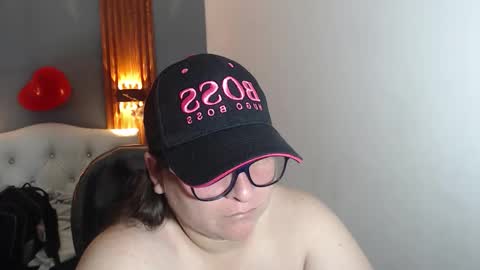 Snapshot of katty_findom_ chatting on 03/07/26, 10:01 katty online show from 03/07/26, 10:01