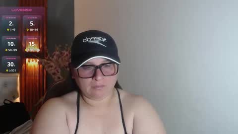 Snapshot of katty_findom_ chatting on 05/22/26, 12:00 katty online show from 05/22/26, 12:00