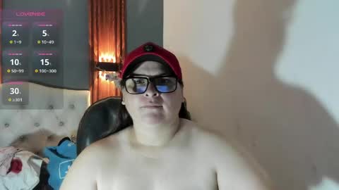 Snapshot of katty_findom_ chatting on 05/31/26, 11:17 katty online show from 05/31/26, 11:17