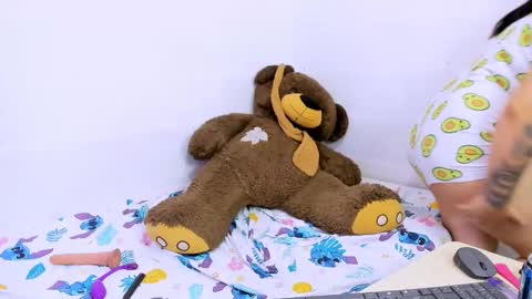 Snapshot of katty_mcry chatting on 02/12/25, 02:24 katty online show from 02/12/25, 02:24