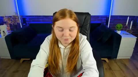 Snapshot of katty_rose8 chatting on 09/29/25, 05:34 Katty online show from 09/29/25, 05:34