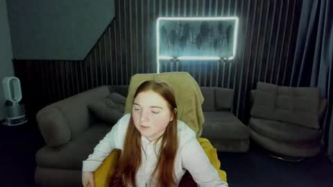 Snapshot of katty_rose8 chatting on 10/17/25, 06:38 Katty online show from 10/17/25, 06:38