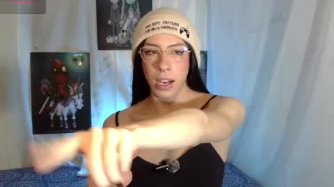 Snapshot of kattycat_ chatting on 01/14/26, 05:35 kattycat_ online show from 01/14/26, 05:35